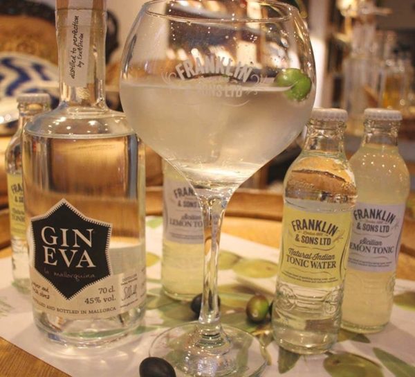 GIN EVA Gin Tonic